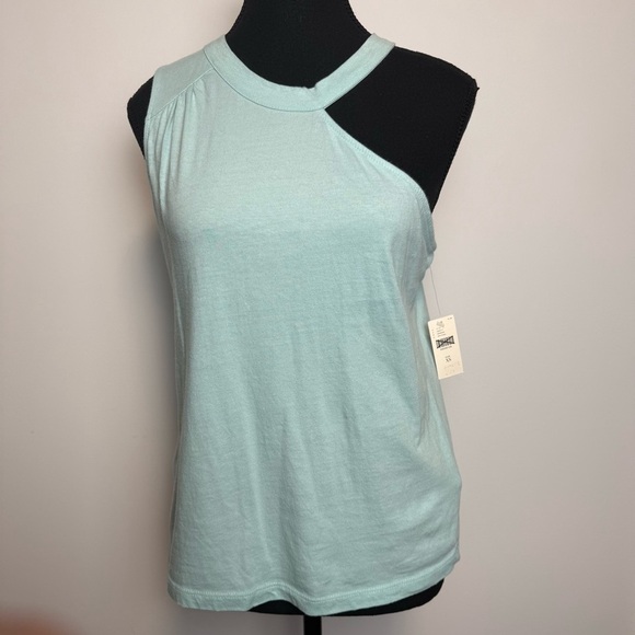 Mint Green Sleeveless Women's Top - Picture 1 of 9